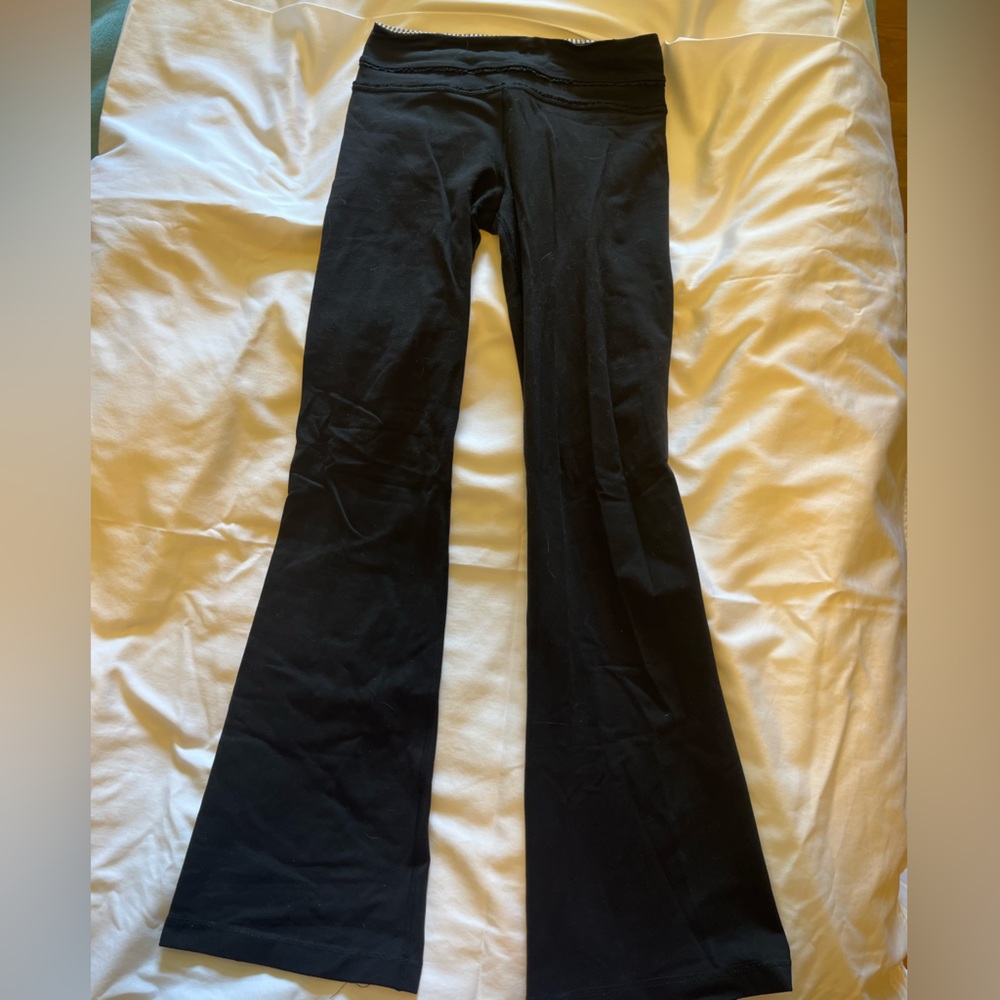 Lululemon groove pant, old model, size 4